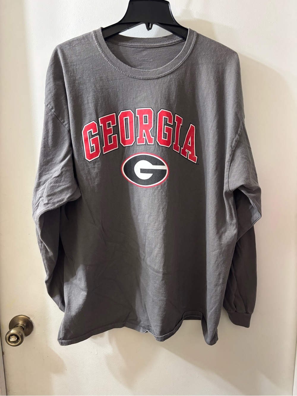 Fanatics Georgia Long Sleeve Tee in Gray with Red Logo
